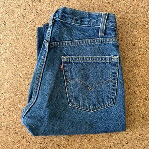 Vintage Women's Levi's 505 size 26